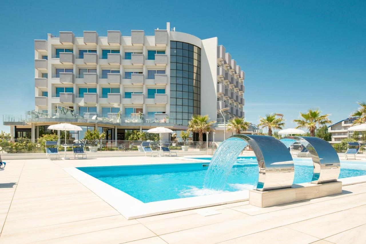 Hotel Residence Imperial Misano Adriatico Kültér fotó