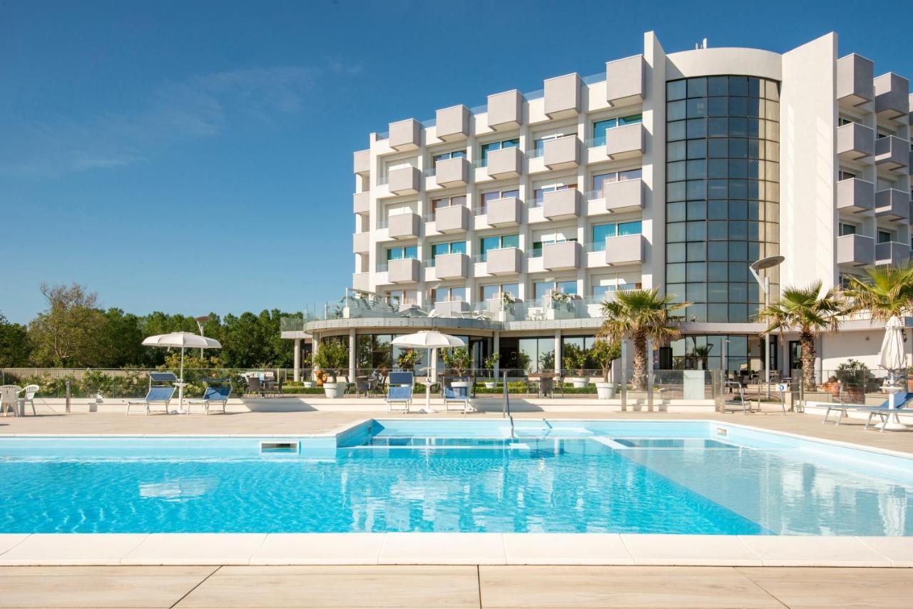 Hotel Residence Imperial Misano Adriatico Kültér fotó