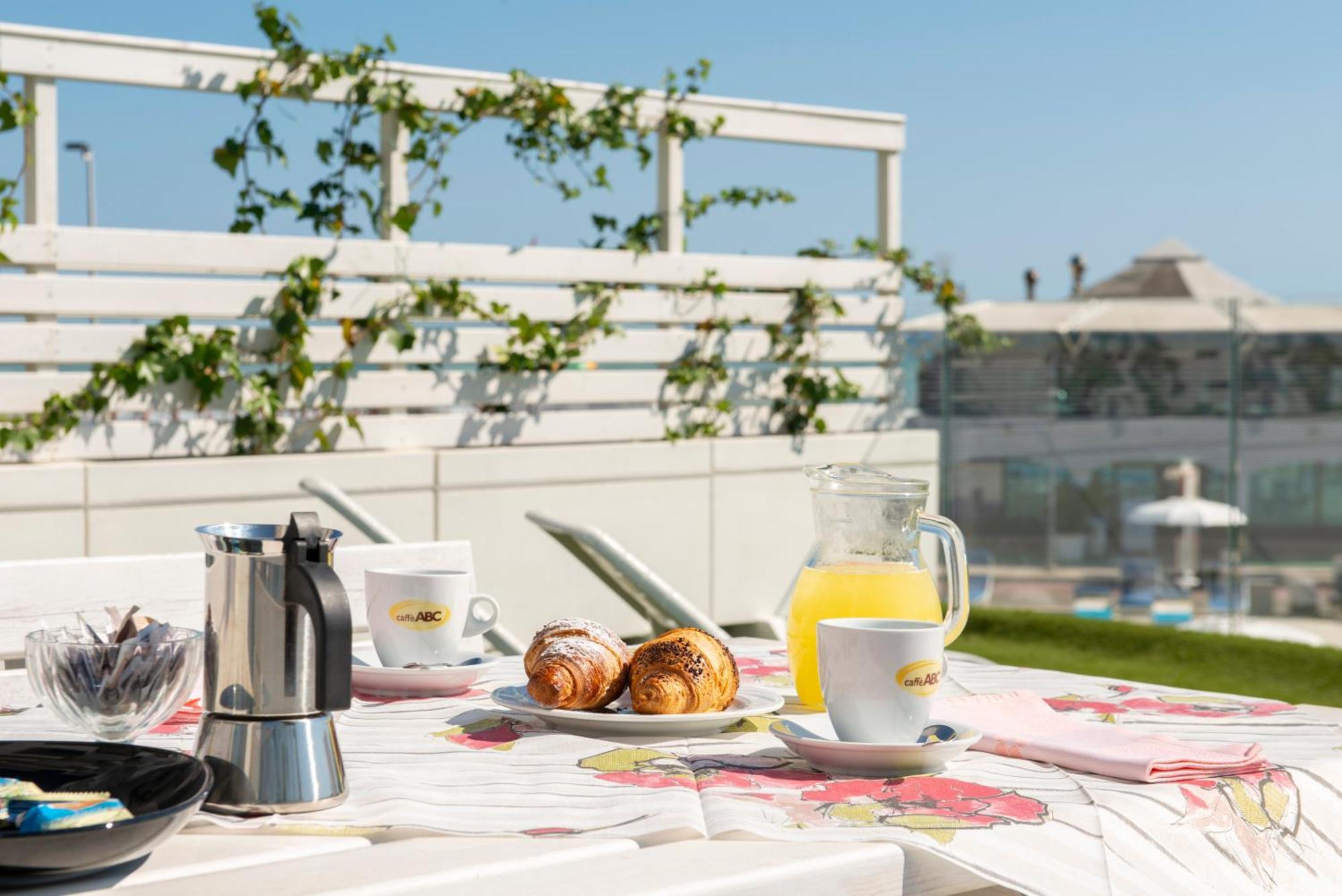 Hotel Residence Imperial Misano Adriatico Kültér fotó