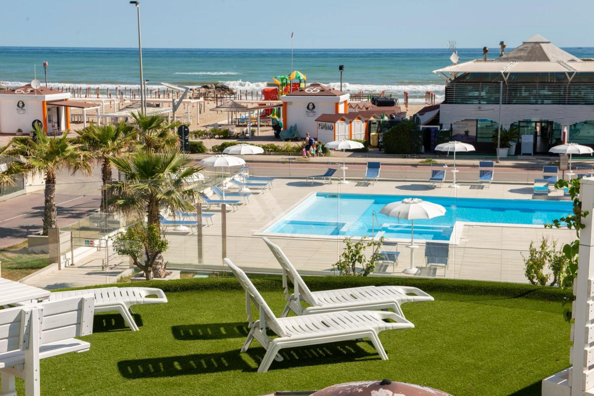 Hotel Residence Imperial Misano Adriatico Kültér fotó